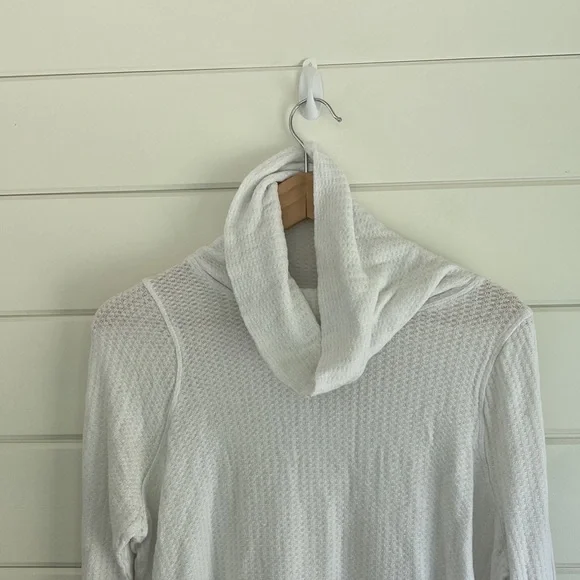 Free People | White Cowl Neck Long Sleeve Waffle Knit Top | Great Condition - Picture 3 of 7